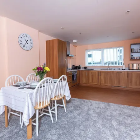 Meridian Bay Apartment