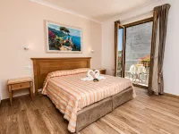 Al Chiaro di Luna Hotels in Agerola