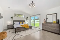 5BR Resort-style Oasis 2 Primary s Cabana Gameroom