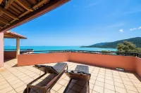 Martinique Whitsunday Resort