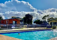Geelong Surfcoast Hwy Holiday Park Hotels in Jan Juc