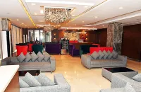 Hotel Akbar International - parking