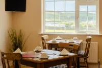 Seaview Heights - breakfast