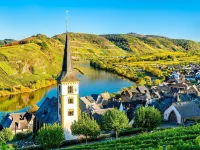Home for 5 Persons in 1350 Year Old Mosel Town - Wifi