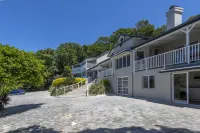 Hide-Away Guest House Các khách sạn ở Knysna