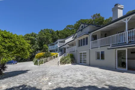 Hide-Away Guest House