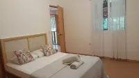 Colibri Apartments - Private Kitchen & Bathroom - 4 Min Walk to the Beach! - balcony