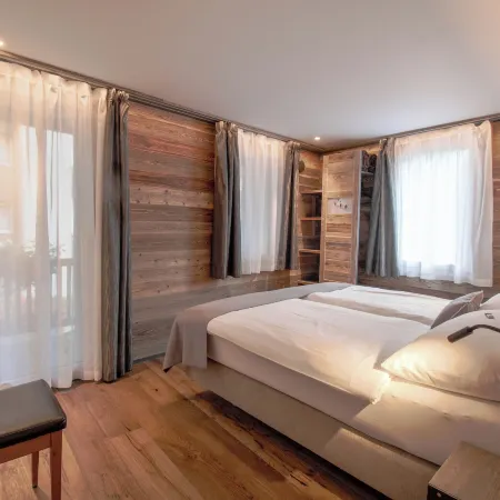 Alpine Lodge