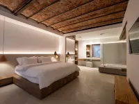 Azur Hotel & Spa Hotels near Plaza San Martin