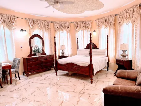 Dela De-Rose Guest House Negril Jamaica