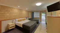 Jacaranda Country Motel Hotels in Saint George