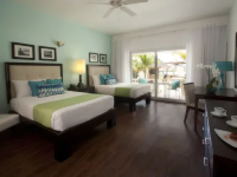 Sandy Haven Resort โรงแรมในเนกริล