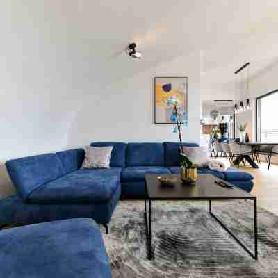 Luxury Penthouse Berin with Rooftop Terrace and Jacuzzi Rooms