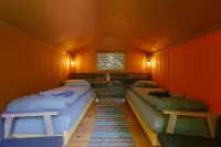 Green Camp - Adventure Glamping Hotels in Comuna Colți