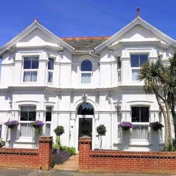 Fernhurst Holiday Apartments