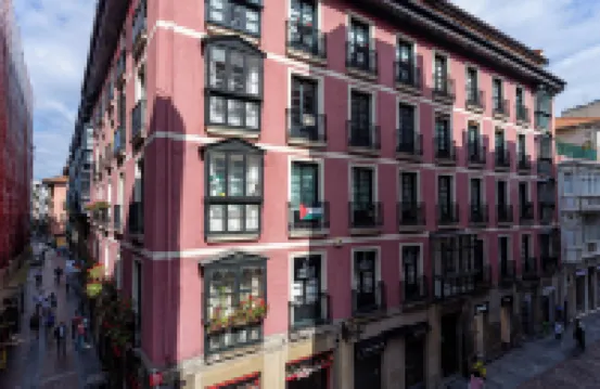 Casual Fuentes Hotels near Bilbao Abando Station