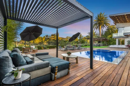 สกายไลน์ ลักชัวรี่ เฮฟเว่น