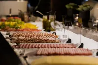 Hotel Gyllene Uttern - breakfast