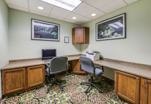 컴포트 스위트 실러 파크