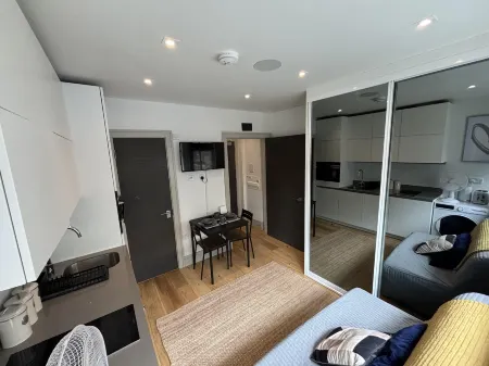 Sleeps 2 Studio -Central Croydon London -WiFi & Tv Отели рядом со станцией West Croydon