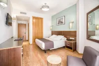 Plaza Alaquas Hotels near Valencia Airport