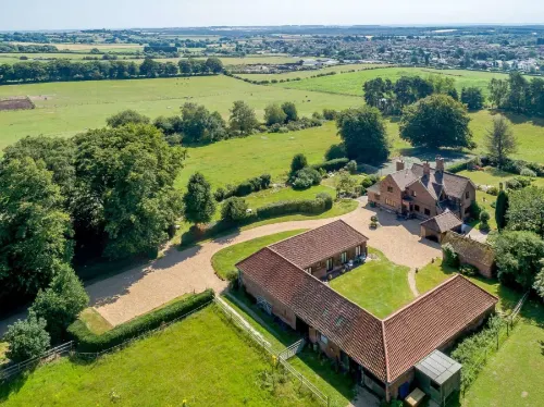 Holly Lodge Country Guest House Hoteles en Gedling