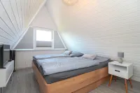 Frisches Nurdach-ferienhaus für bis zu 4 Personen