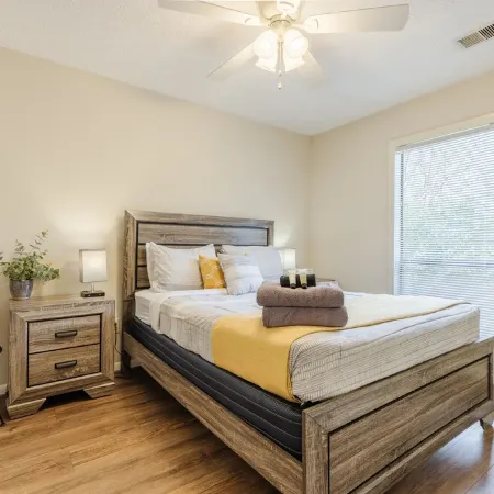 Discover Your Vacation Haven in Greenville, SC – B5 Homes! โรงแรมในมอลดิน