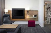 Moxy Southampton Hotels in Southampton