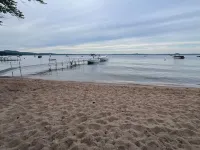 Sebago, newer construction, lake access, AC, 3bd2.5bth, Long Beach neighborhood Hotels in Sebago