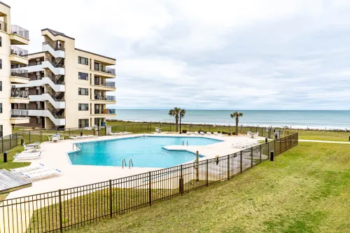 Oceanfront Bliss - Sauna, Pool, Hot tub, Internet, Deck