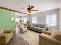 Peaceful Parrot and Parakeet