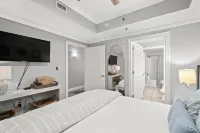 Scenic Gulf View and Elegant Furnishings - Luxurious Coastal Retreat