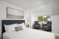 Fire-Pit and Volleyball Court Oasis - Stunning Coastal Retreat Các khách sạn ở Garibaldi