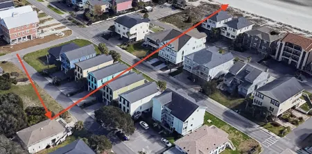 Captain Jack's 3BR/3BA 50 ft From Beach Sleeps 9