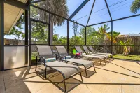 Heated Pool and Spa Oasis - Beautiful Family Retreat