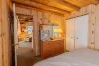 Private Access to Big Glen Lake - Charming Cottage Retreat