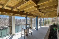 Lake Access and Spacious Deck - Charming Lakeside Retreat