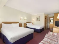 Days Inn by Wyndham Watford Gap Hotels in Northampton