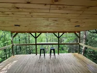 Turtle Hatch-Hillside Cottage Hotels in Wolfe County