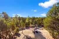 Spacious Modern Home with Fenced Backyard - Inviting Family Retreat Hotels in Heber