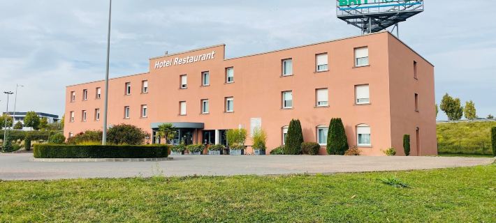 Brit Hotel Reims Croix Blandin Hotels in Reims