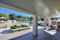 Villa Iskander