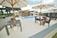 Hotel Colibri - Pools