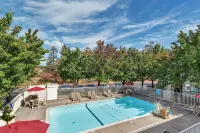 Super 8 by Wyndham Santa Rosa North