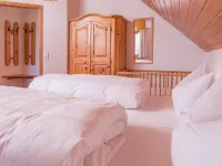 Lush Apartment in Furtwangen Near Black Forest with Balcony Hotels in der Nähe von Hexenlochmühle