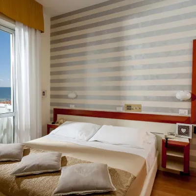 Hotel Aristeo Hotels near 105 Stadium