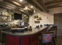 The Sage Hotel - Quầy bar