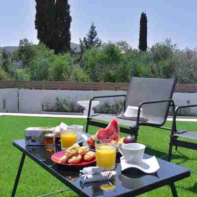 Villa Bratou Aqua Sleeps 4 with Garden Others