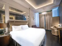 Sofia Balkan Palace Hotels near Centrum